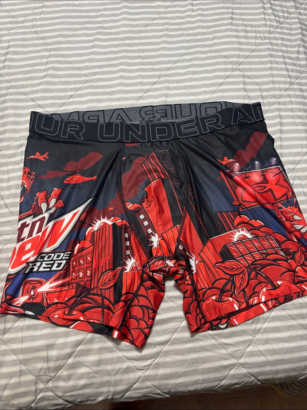 Under Armour Men’s Black and Red Graphic Boxer Briefs